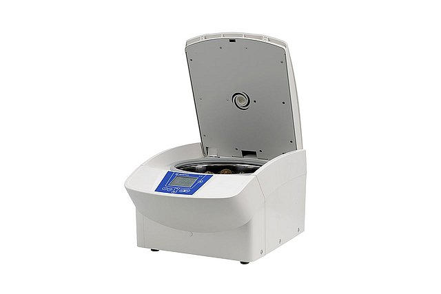 راهنمای جامع استفاده از سانتریفیوژ Sigma 2-7 IVD شامل نحوه پر کردن ویال، بالانس، کنترل پنل، برنامه‌ریزی، جدول ارورها و نکات ایمنی. خرید و پشتیبانی توسط آزما تجارت آراد.